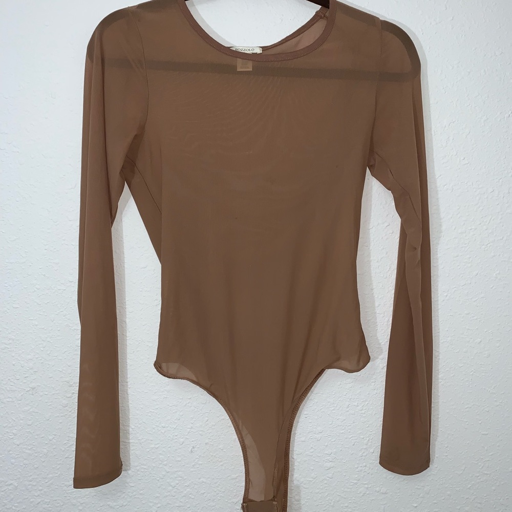 Long sleeve mesh top